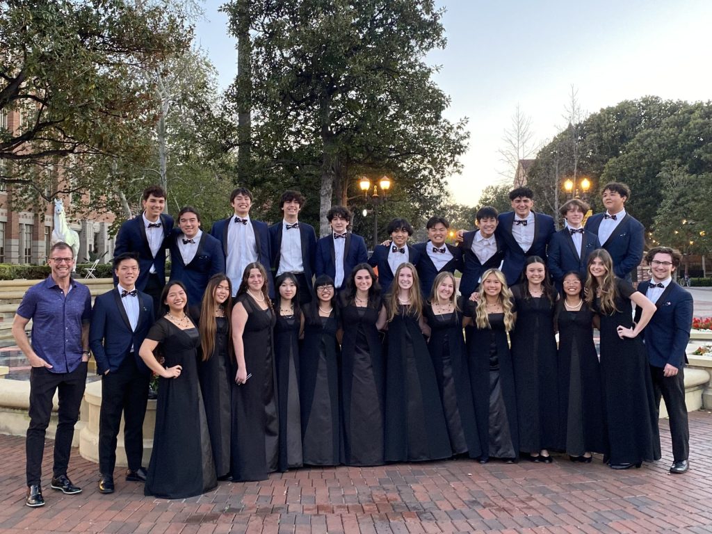 FVHS choir on stage
